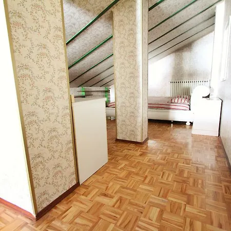Apartment Hostdomus - Bi Level Pragelato